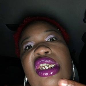 Meet your Posher, Sade